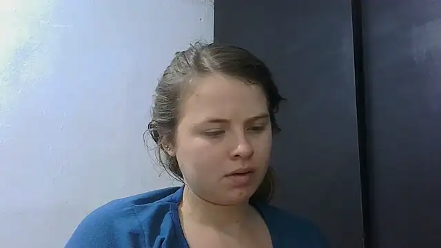Snapshot of HellenMiyer1111 chatting on July 18, 3:20 pm HellenMiyer1111 online show from July 18, 3:20 pm