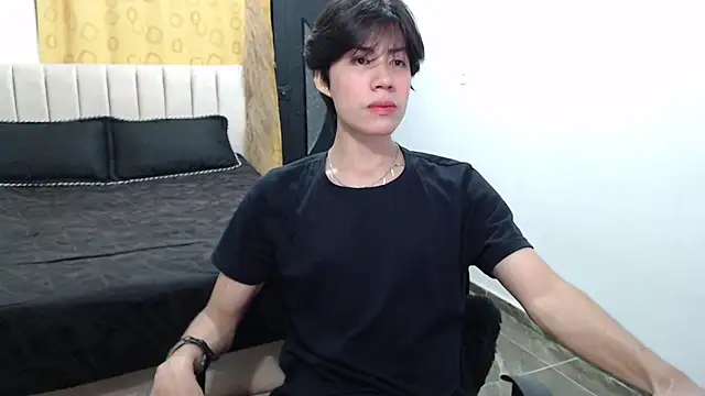 Snapshot of Elio-cam chatting on January 21, 7:26 am Elio-cam online show from January 21, 7:26 am