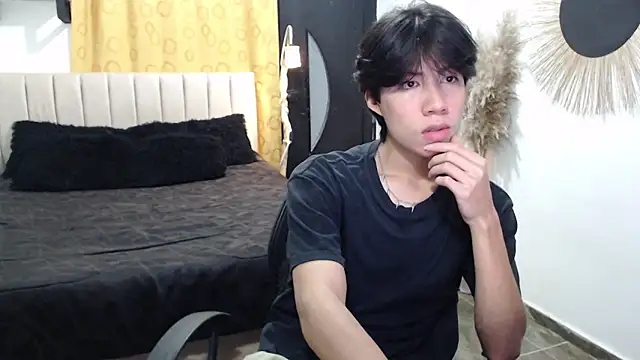 Elio-cam online show from March 13, 3:33 am