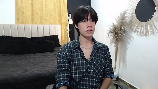 Elio-cam online show from January 11, 7:37 am