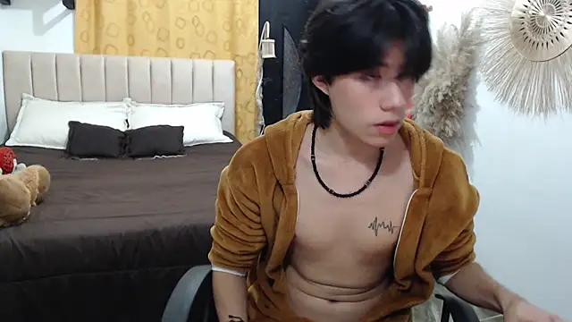 Snapshot of Elio-cam chatting on July 3, 7:26 am Elio-cam online show from July 3, 7:26 am