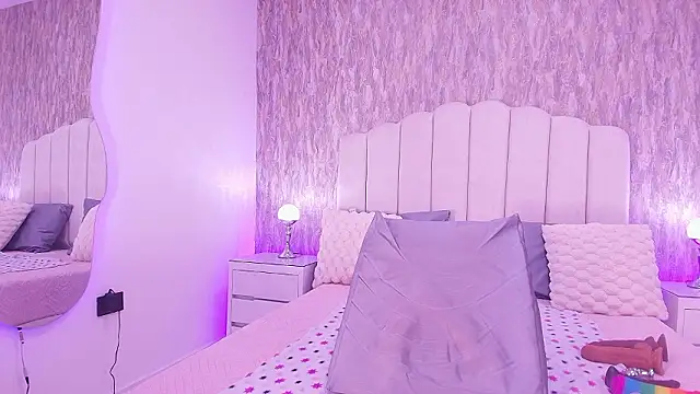 raven lilith  online show from February 11, 3:06 am