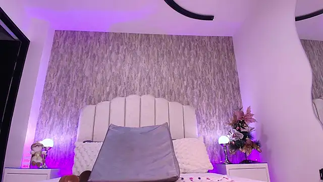 Snapshot of raven_lilith_ chatting on November 29, 3:17 am raven lilith online show from November 29, 3:17 am