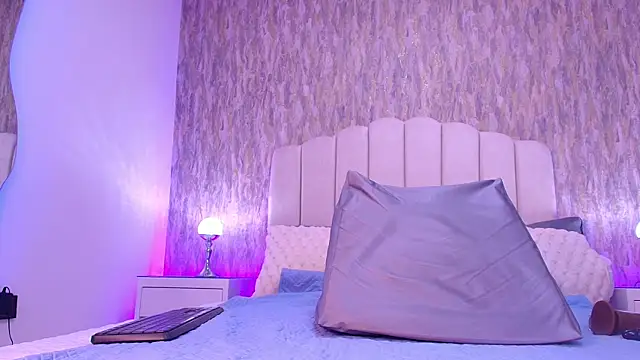 raven lilith  online show from January 10, 3:13 am