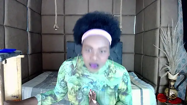 CatrinaGill online show from October 15, 9:34 pm