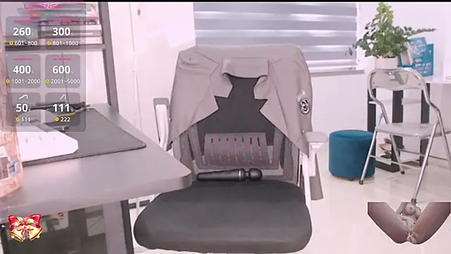 Shyn   online show from March 27, 5:16 am