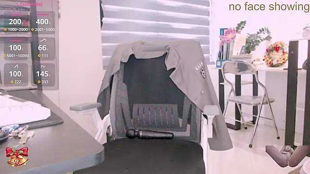 Shyn   online show from December 2, 4:14 am