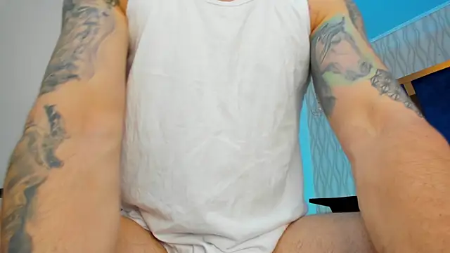 Snapshot of Petesevans chatting on October 30, 11:23 pm Petesevans online show from October 30, 11:23 pm