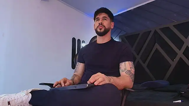 Petesevans online show from April 10, 11:23 pm