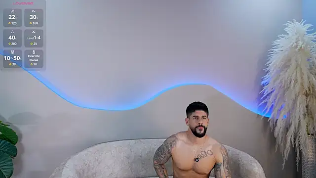 Snapshot of Petesevans chatting on July 18, 12:08 am Petesevans online show from July 18, 12:08 am