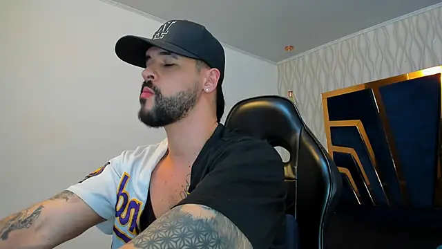 Petesevans online show from September 12, 11:48 pm
