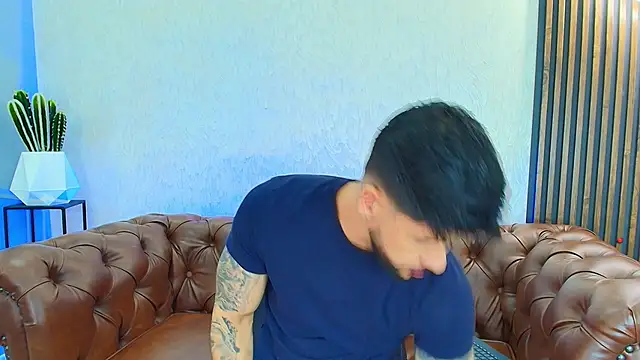 Snapshot of Petesevans chatting on June 12, 12:08 am Petesevans online show from June 12, 12:08 am