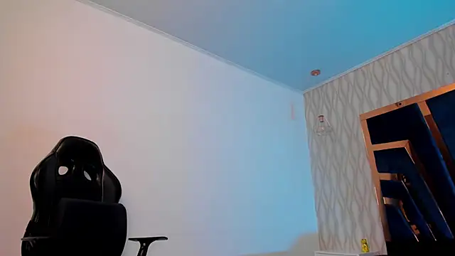 Snapshot of Petesevans chatting on November 18, 11:15 pm Petesevans online show from November 18, 11:15 pm