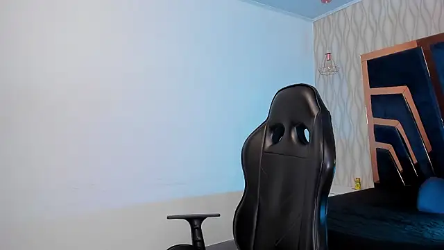 Petesevans online show from February 7, 11:35 pm