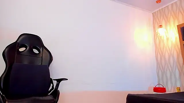 Petesevans online show from February 6, 11:23 pm