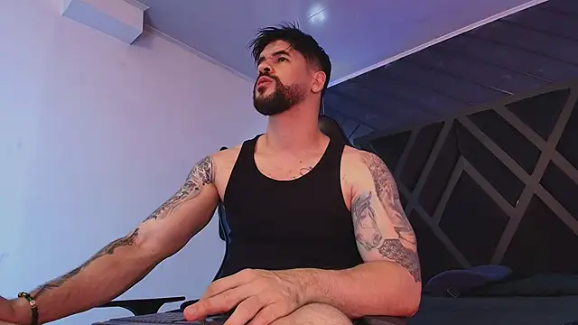 Petesevans online show from April 11, 11:30 pm