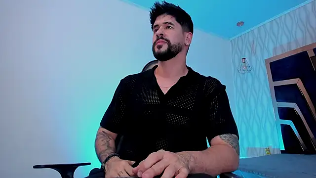 Petesevans online show from February 26, 11:27 pm