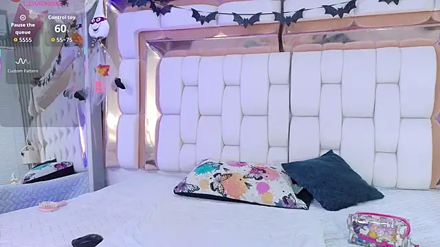 sexysistter online show from October 28, 12:26 pm