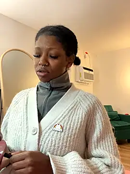 Snapshot of mochamimi chatting on November 17, 3:10 am mochamimi online show from November 17, 3:10 am