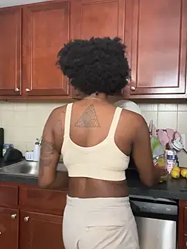 Snapshot of mochamimi chatting on October 25, 9:26 pm mochamimi online show from October 25, 9:26 pm