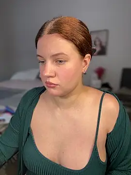 likaxxx online show from March 6, 2:01 pm