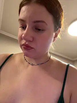 likaxxx online show from March 29, 2:30 pm