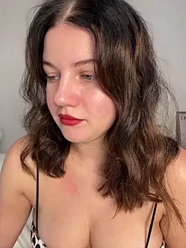 Snapshot of likaxxx chatting on November 19, 1:55 pm likaxxx online show from November 19, 1:55 pm