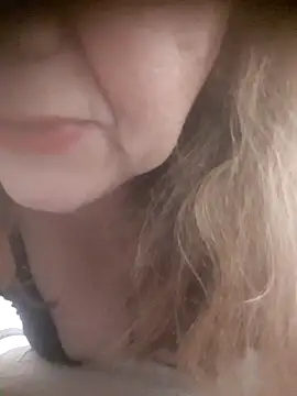 Snapshot of sua_sub_ chatting on February 23, 9:21 am sua sub online show from February 23, 9:21 am