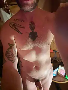 Snapshot of shehandme chatting on January 10, 8:53 am shehandme online show from January 10, 8:53 am