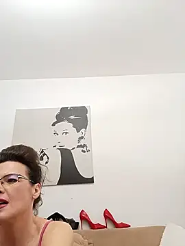 RebeccaNoble online show from February 26, 11:21 am