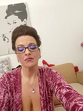 RebeccaNoble online show from February 22, 7:33 am