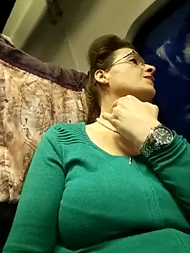 RebeccaNoble online show from April 9, 3:08 am