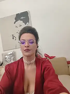 RebeccaNoble online show from June 1, 2:17 pm