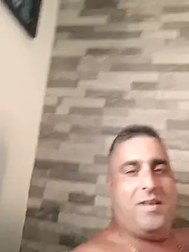 ADRIAN ADI40 online show from September 16, 2:07 pm