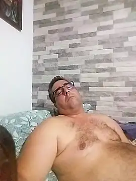 Snapshot of ADRIAN_ADI40 chatting on May 5, 6:33 pm ADRIAN ADI40 online show from May 5, 6:33 pm