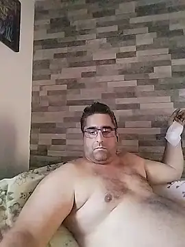 Snapshot of ADRIAN_ADI40 chatting on May 14, 6:32 am ADRIAN ADI40 online show from May 14, 6:32 am