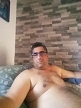 Snapshot of ADRIAN_ADI40 chatting on May 6, 8:51 am ADRIAN ADI40 online show from May 6, 8:51 am