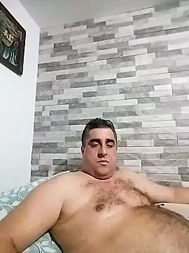 ADRIAN ADI40 online show from February 5, 5:42 pm