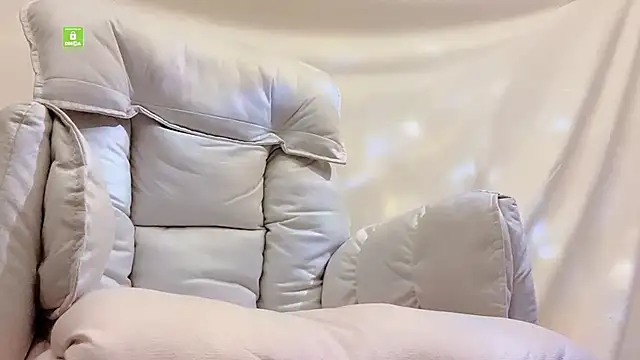 Tw Zoella online show from February 9, 3:43 pm