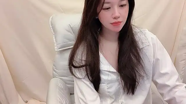 Tw Zoella online show from January 9, 3:30 pm