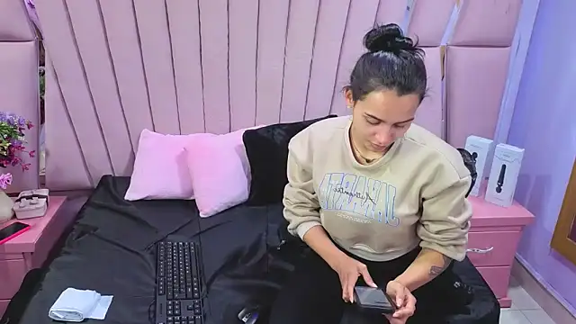 fisting anal 69 online show from February 17, 12:57 pm