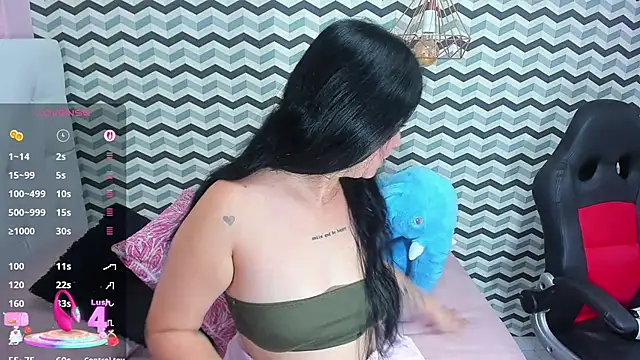 Snapshot of BIANCAROY1 chatting on September 12, 6:40 pm BIANCAROY1 online show from September 12, 6:40 pm