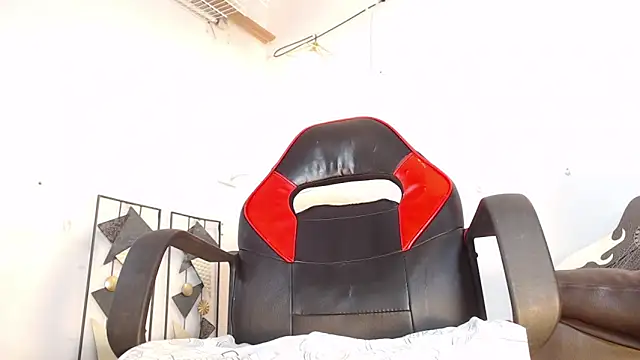 dann hill online show from December 1, 5:25 pm