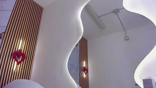 indi catalina online show from March 21, 12:31 pm