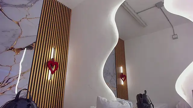 indi catalina online show from March 14, 1:17 pm