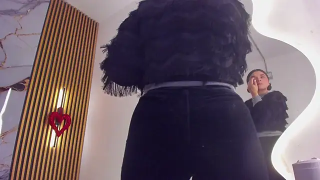 indi catalina online show from March 30, 12:28 pm