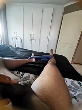 Snapshot of Stud_555 chatting on November 5, 9:12 am Stud 555 online show from November 5, 9:12 am