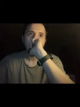 Snapshot of sweaticeboy chatting on November 14, 7:06 pm sweaticeboy online show from November 14, 7:06 pm