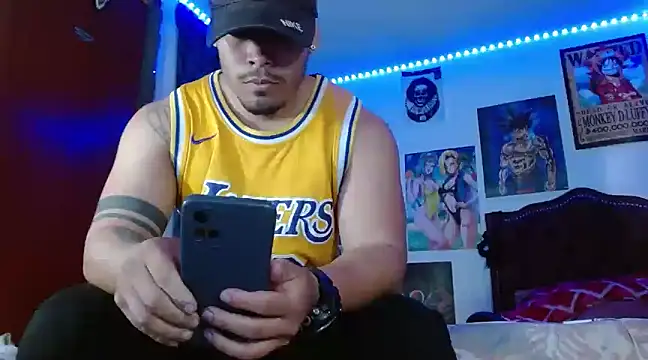 Snapshot of Danielsbigcum chatting on February 21, 1:44 pm Danielsbigcum online show from February 21, 1:44 pm