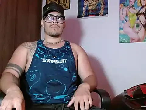 Snapshot of Danielsbigcum chatting on October 5, 10:33 pm Danielsbigcum online show from October 5, 10:33 pm